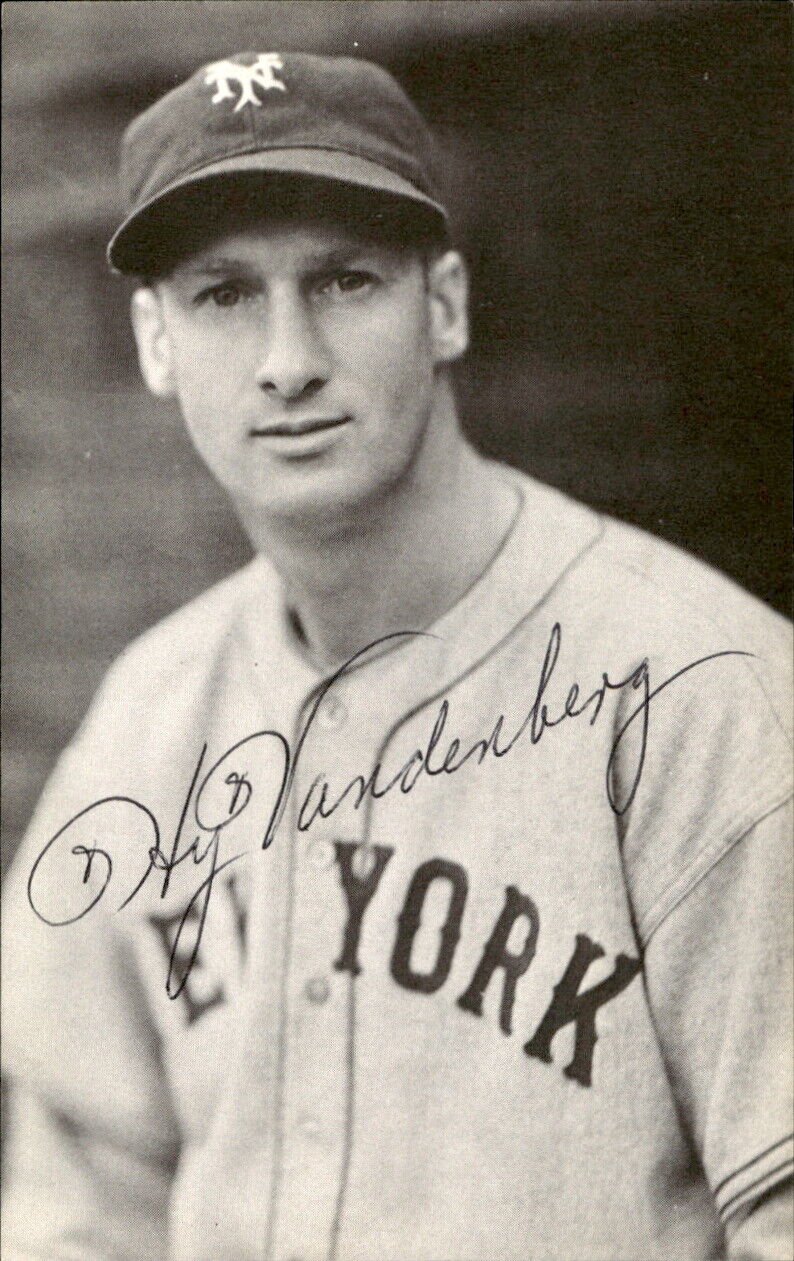 Hy Vandenberg NY Giants d. 1994 Signed/Autographed 3x5 Photo 179287