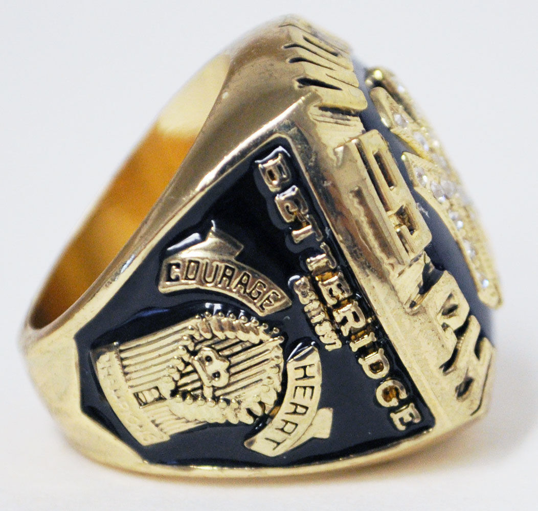 New York Yankees 2016 SGA 1996 World Series Champions Fan Ring w Pouch 135591