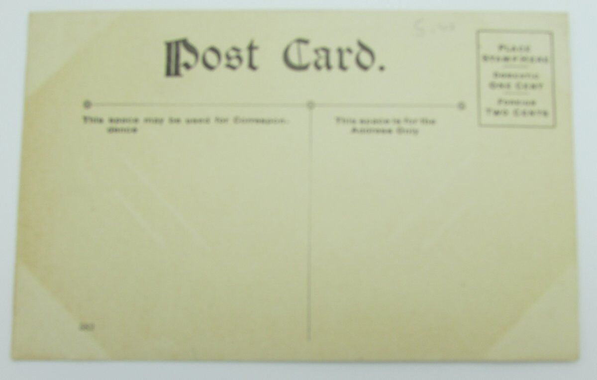 Vintage Postcard with Yale female students in an antique car 140039