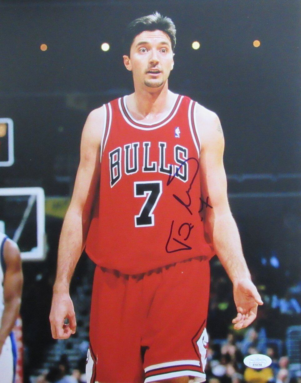 Toni Kukoc HOF Autographed 11x14 Photo Chicago Bulls JSA