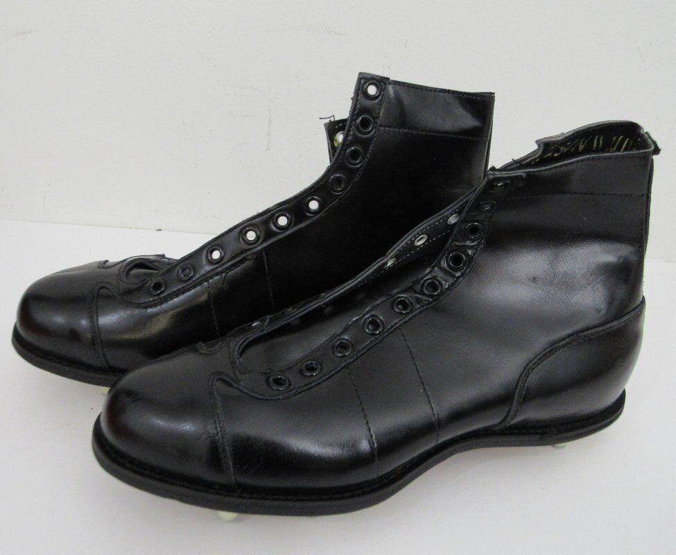 Pair of Vintage Wilson Riteweight Black Football Cleats Size 8.5 NIB 182901