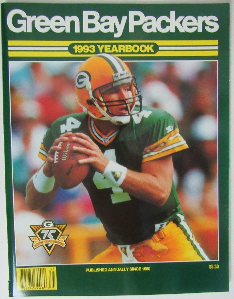 1993 Green Bay Packers NFL Football Official Team Yearbook Brett Favre 145971