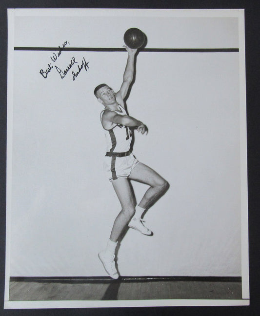 Darrall Imhoff Signed/Inscribed 8x10 B/W Photo New York Knicks 189967