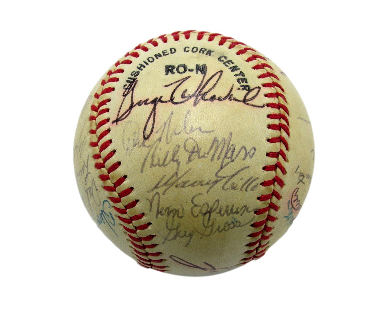 1980 Philadelphia Phillies Multi-signed by 25 ONL Baseball PSA/DNA 190556