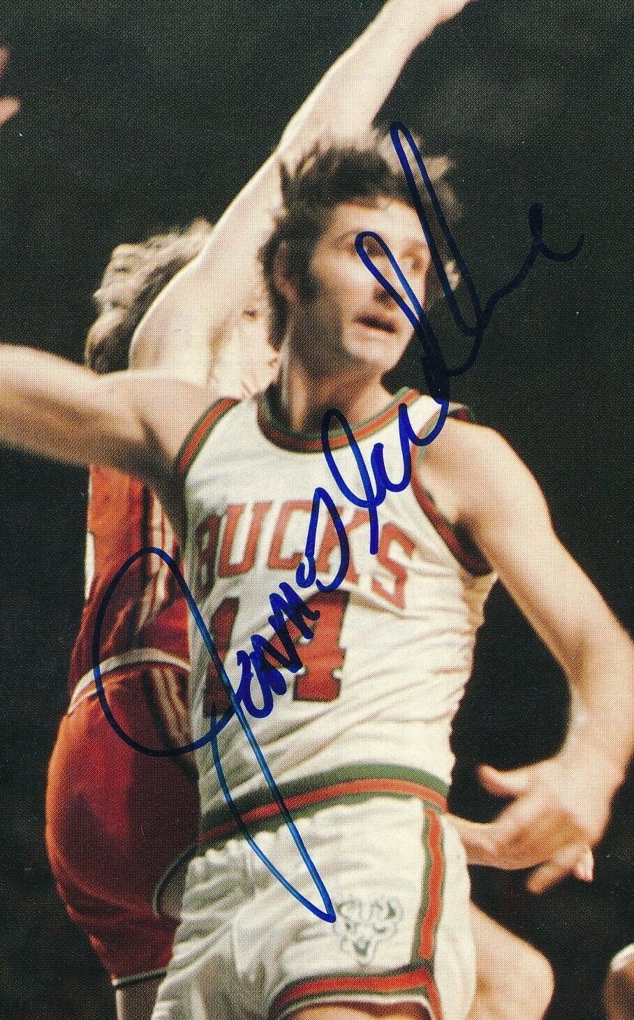 Jon McGlocklin Milwaukee Bucks Signed/Auto 8x10 Magazine Photo JSA 157540
