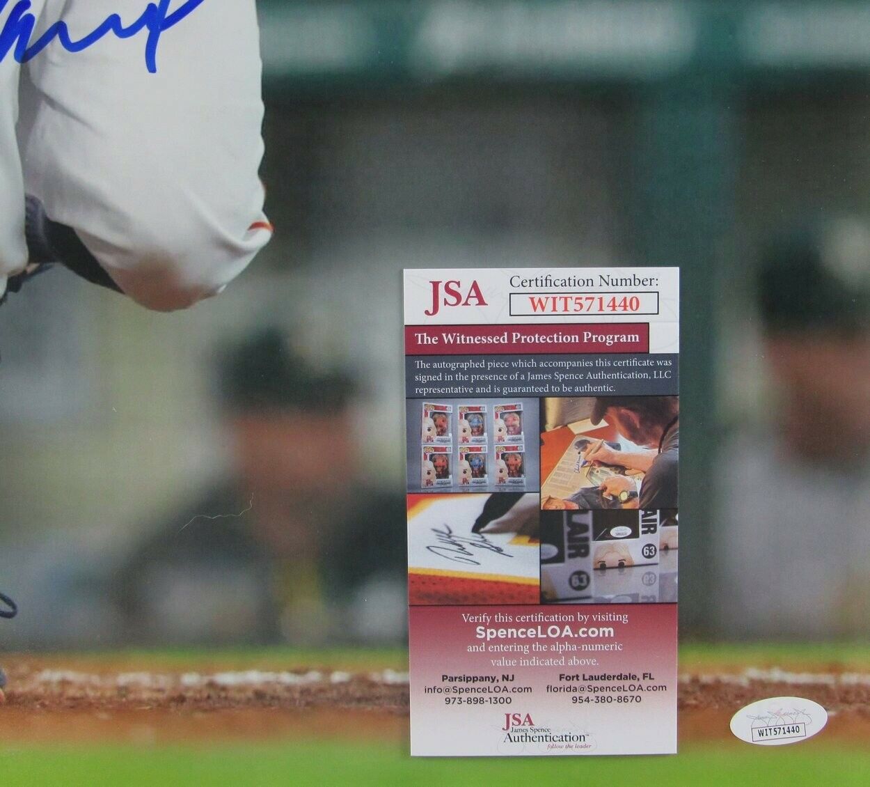 Jose Altuve Houston Astros Signed/Autographed 16x20 Photo JSA 159965