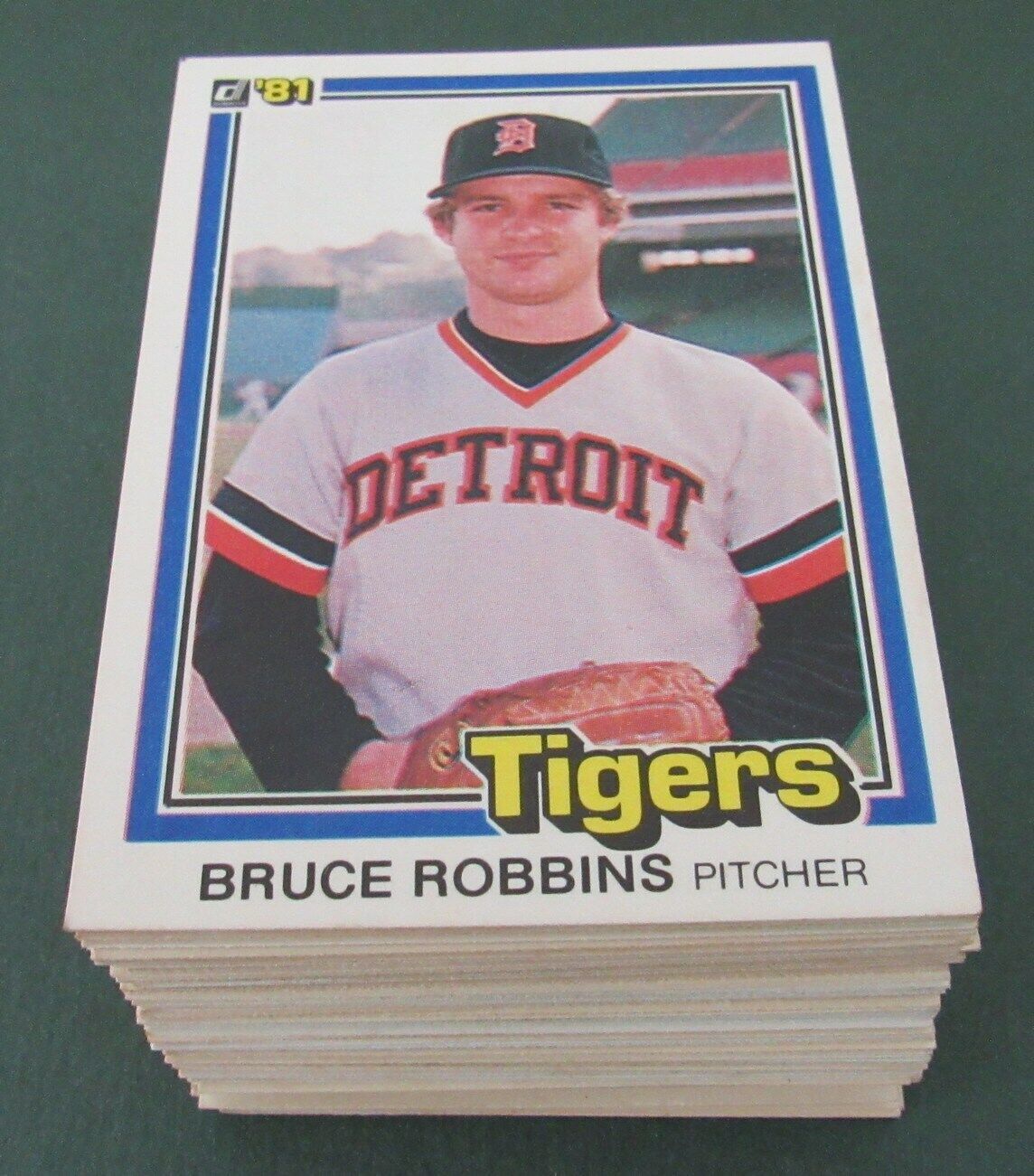 1981 Donruss MLB Baseball Complete Card Set (Schmidt, Seaver, Henderson) 163783