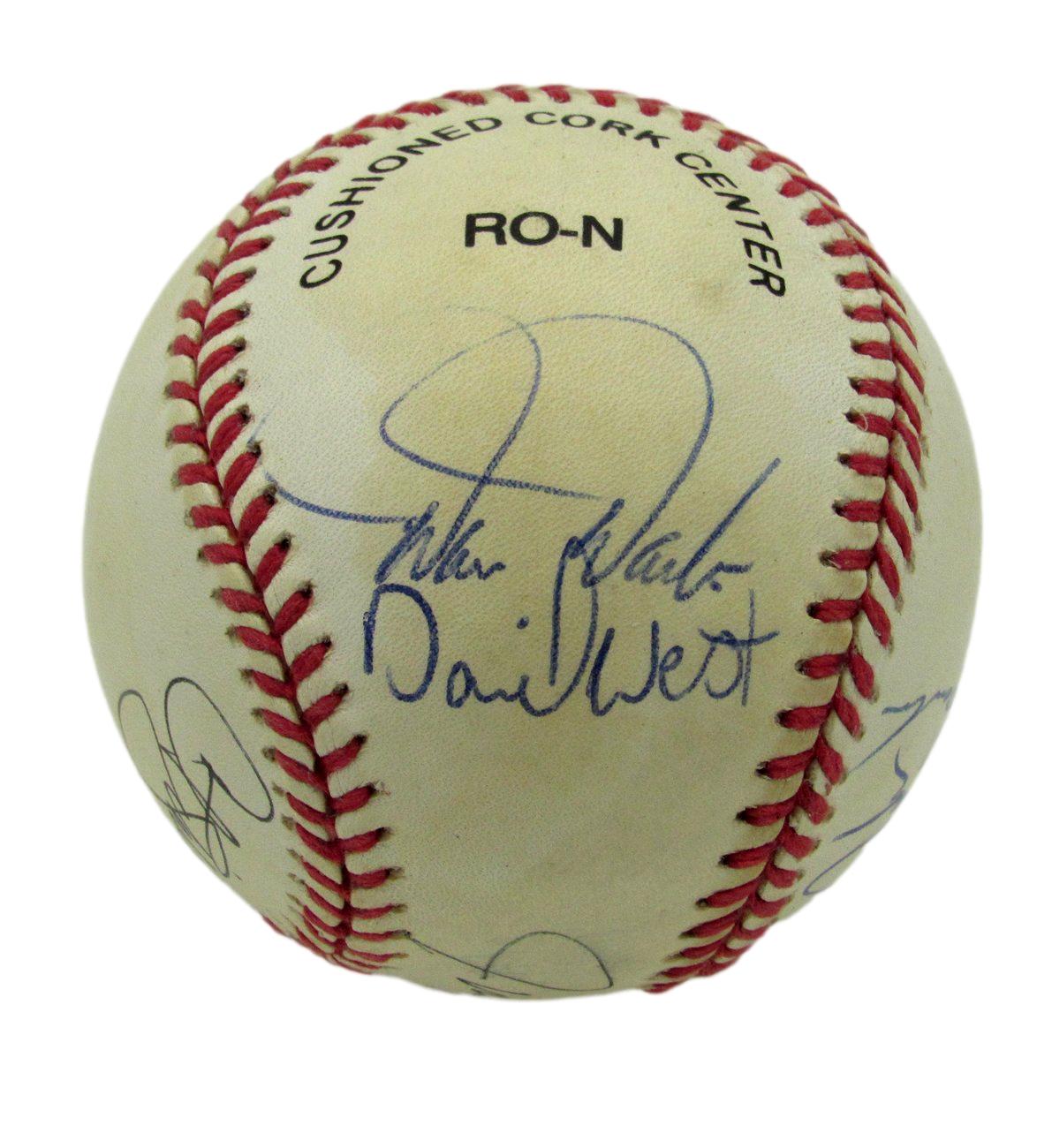 1993-94 Phillies Team Signed by 6 ONL Baseball Daulton Fregosi Schilling 158918