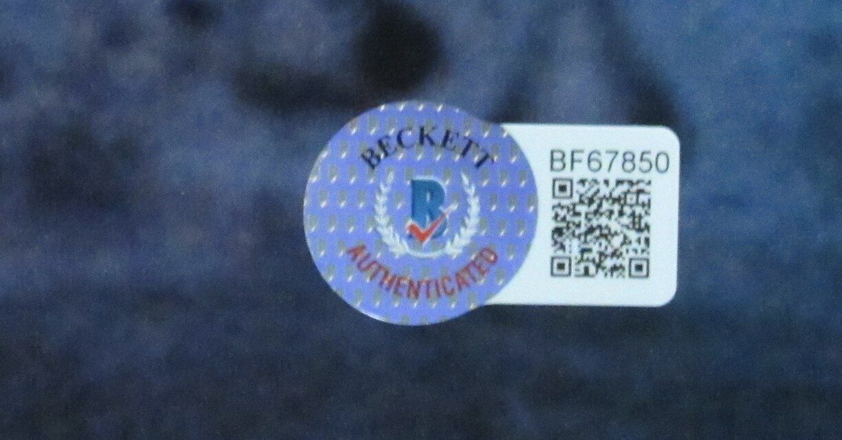 Christie Brinkley Autographed 11x14 1981 Sports Illustrated Cover Photo Beckett