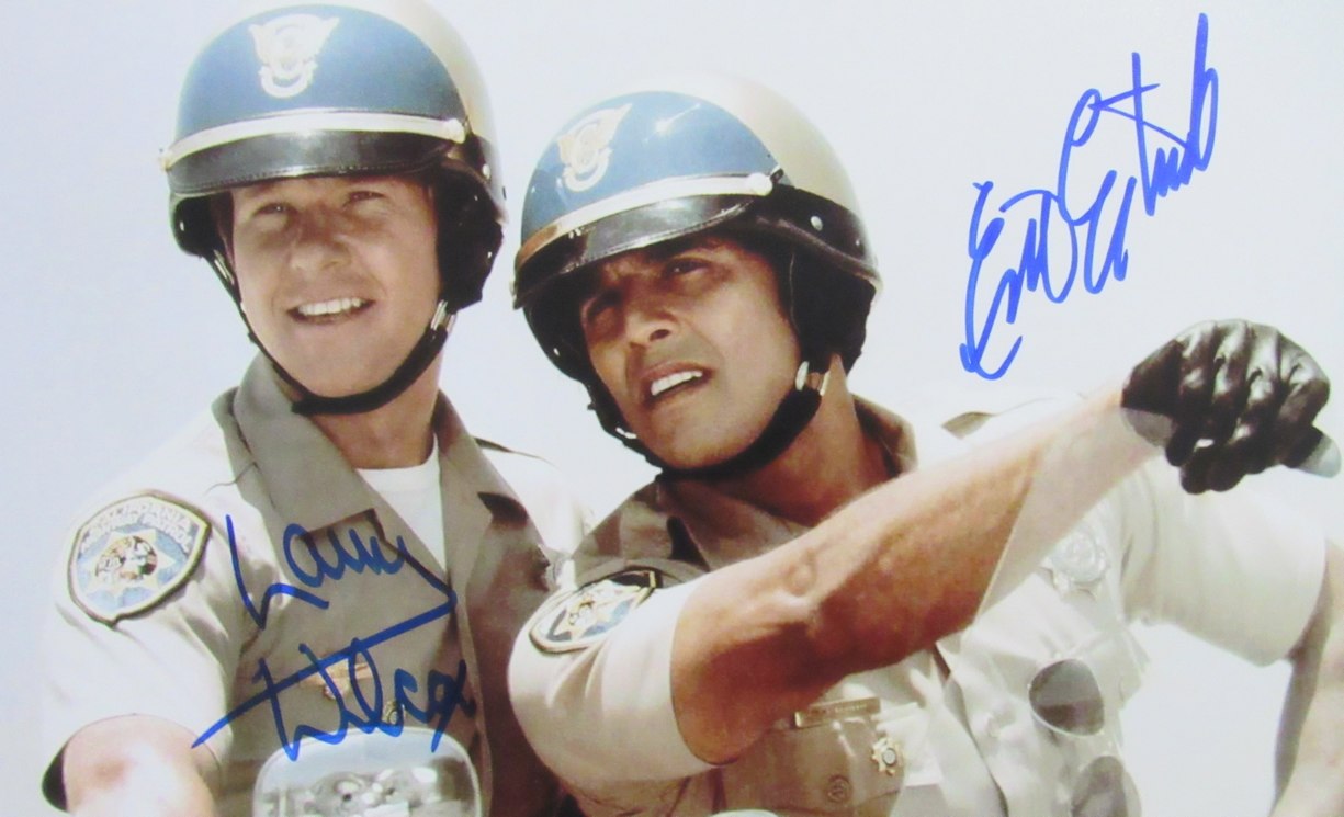 Larry Wilcox/Erik Estrada Dual-Autographed 11x14 Photo "Chips" Beckett 183366