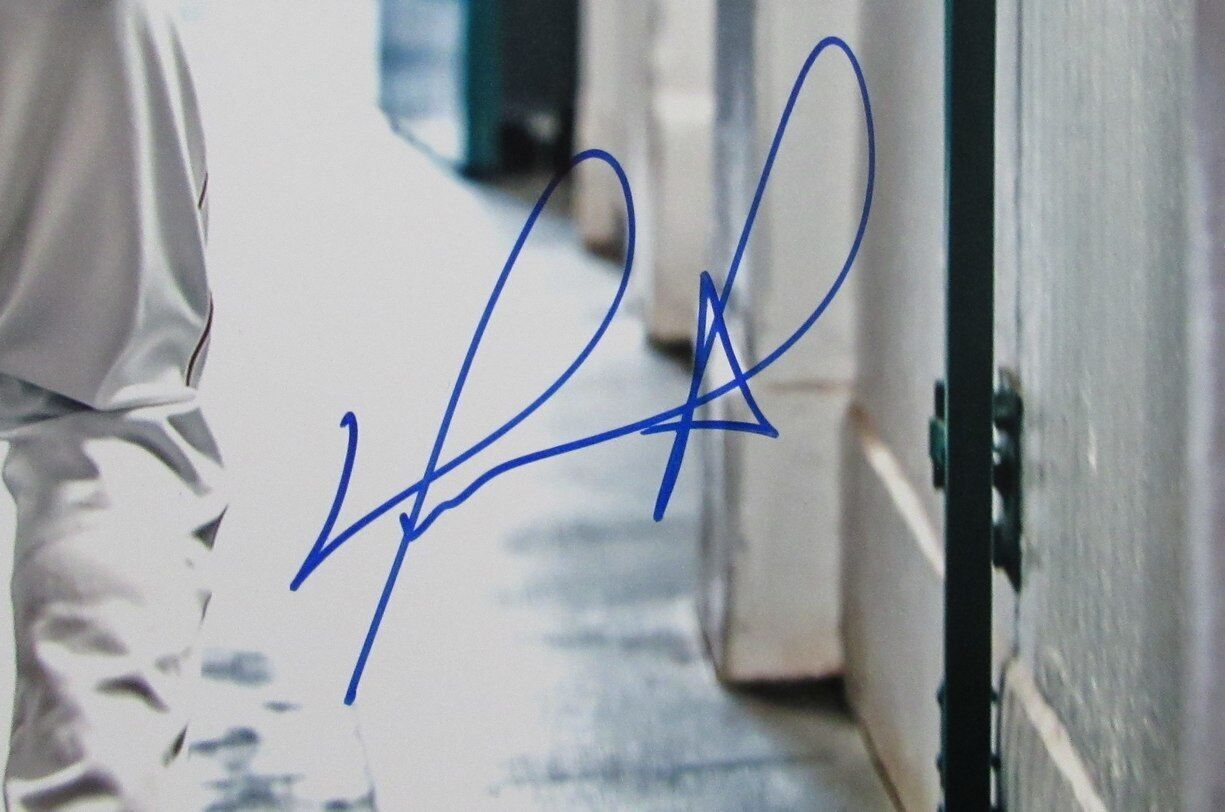David Ortiz HOF Autographed 16x20 Photo Boston Red Sox PSA/DNA 177272