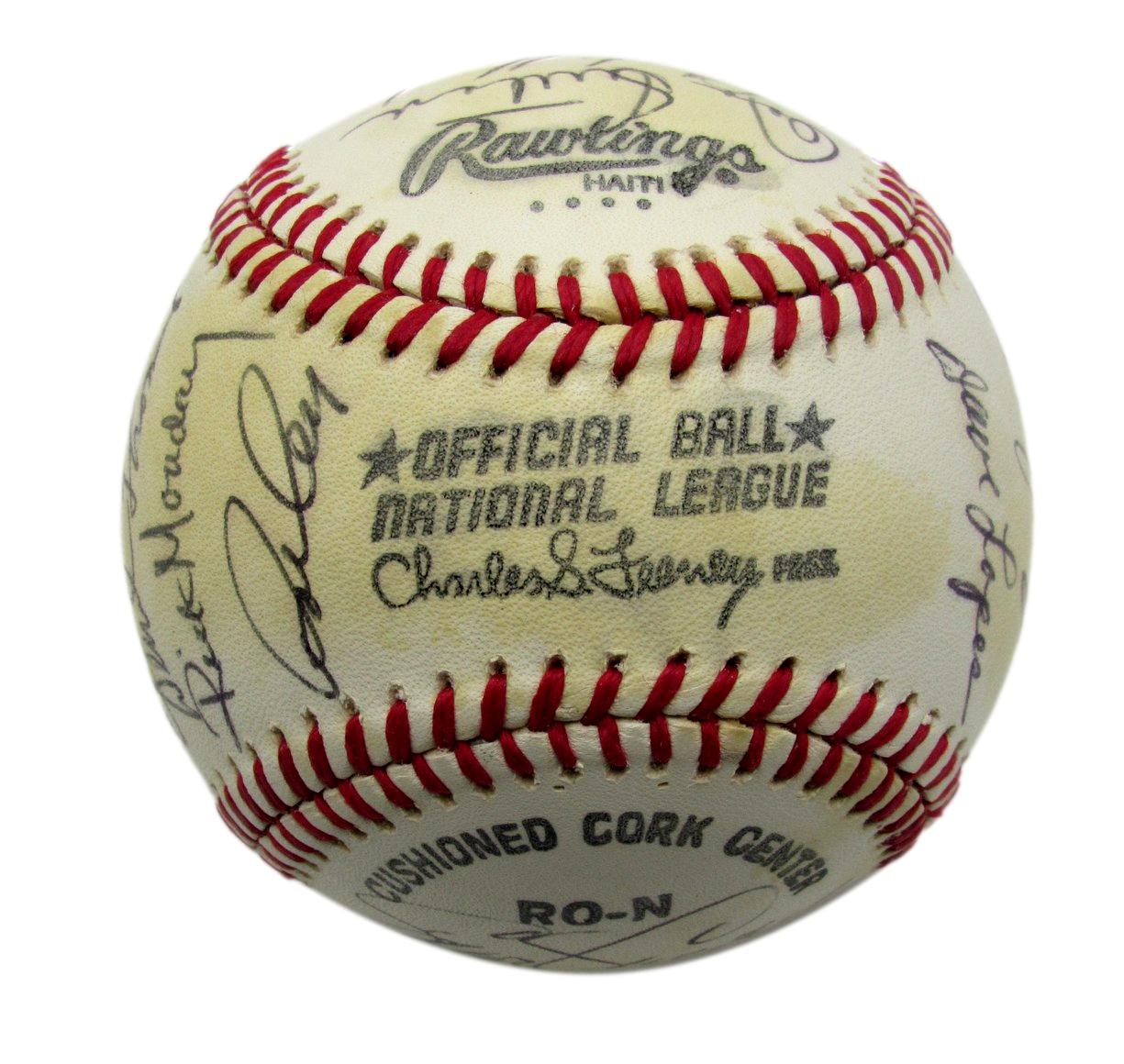 1979 Dodgers Team Signed by 18 ONL Baseball Sutton Lasorda HOF Garvey 190533