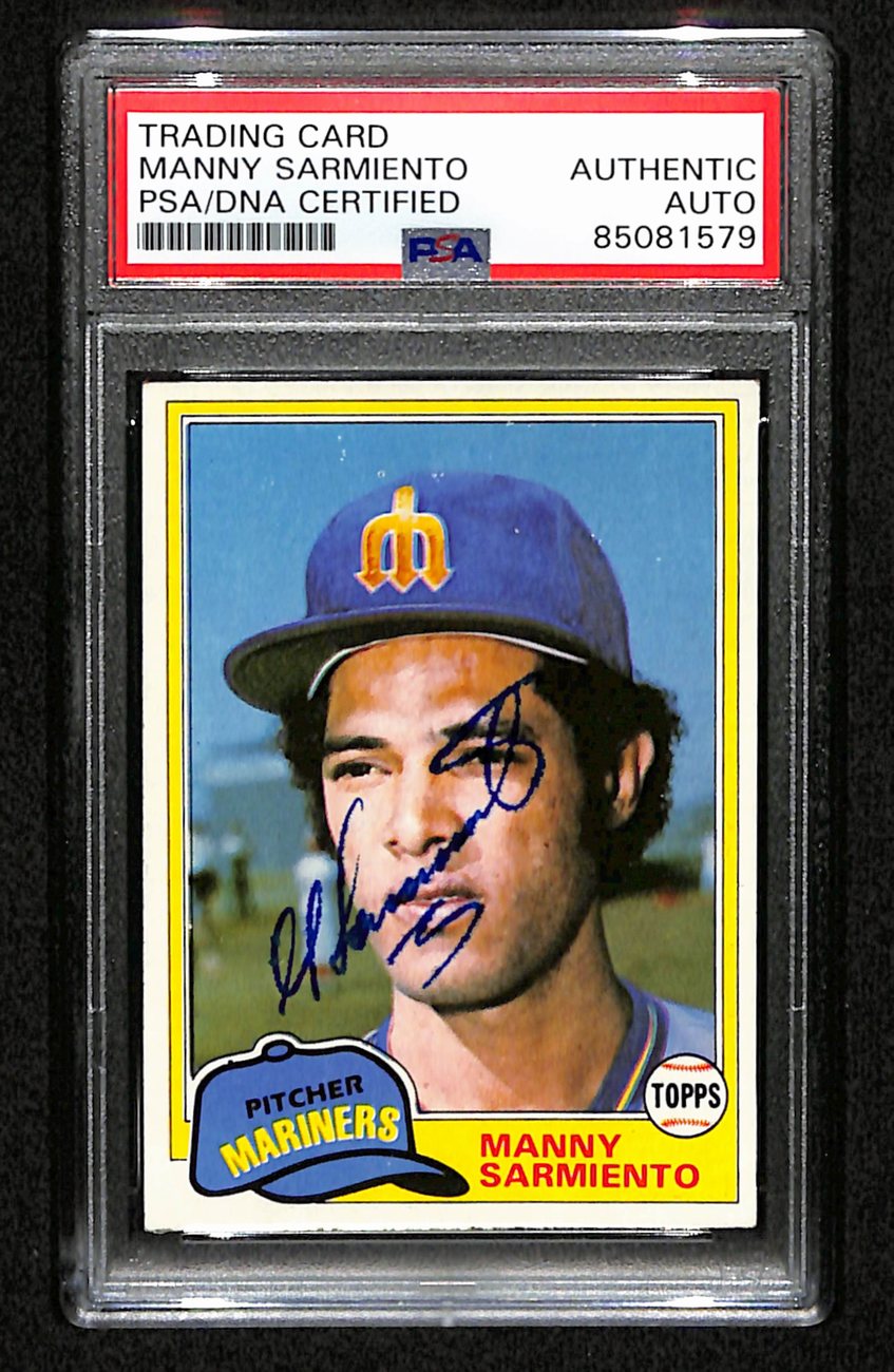 Manny Sarmiento Signed 1981 Topps Card #649 Seattle Mariners PSA/DNA 184519