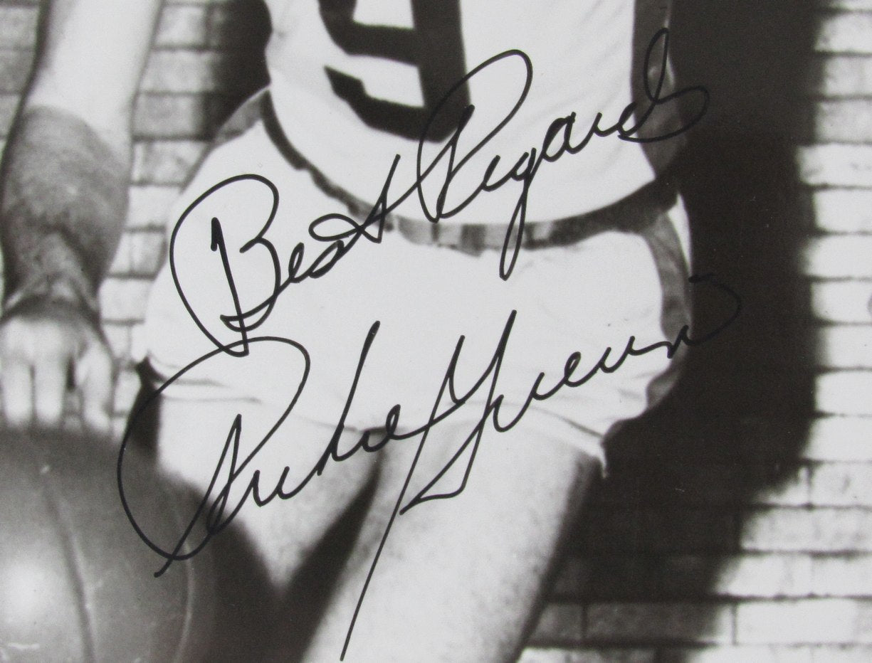 Richie Guerin HOF Signed/Inscribed 8x10 B/W Photo New York Knicks 189969