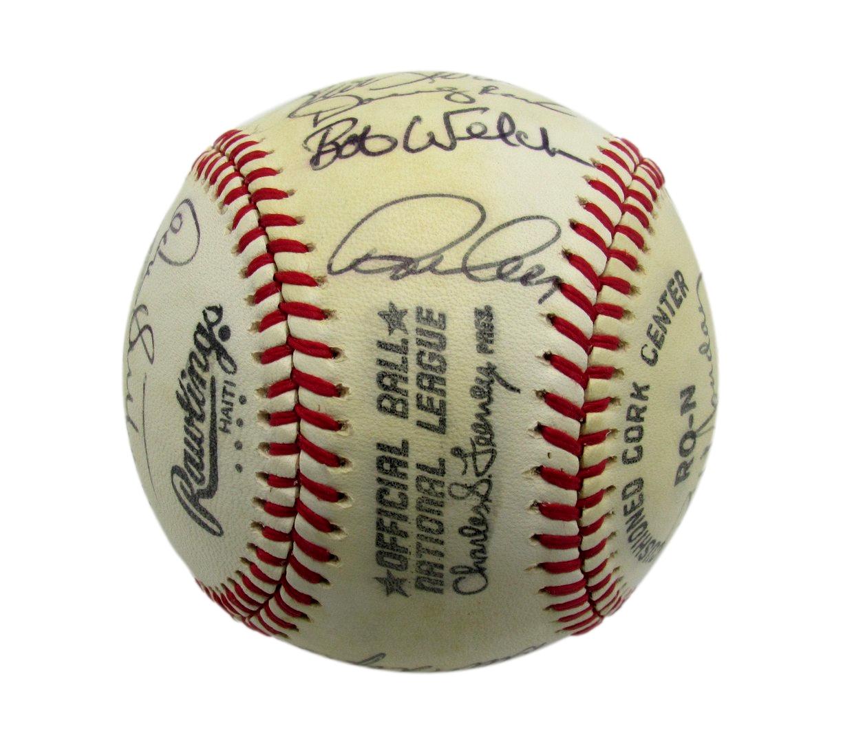 1979 Dodgers Team Signed by 16 ONL Baseball Sutton Lasorda HOF Garvey 190530