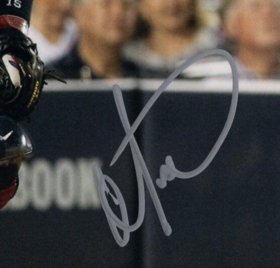 Odubel Herrera Phillies Swing Bat Signed 8x10 Photo JSA 136625