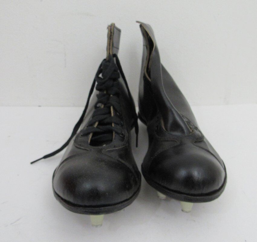 Pair of Vintage Wilson Riteweight Black Football Cleats Size 8.5 NIB 182908