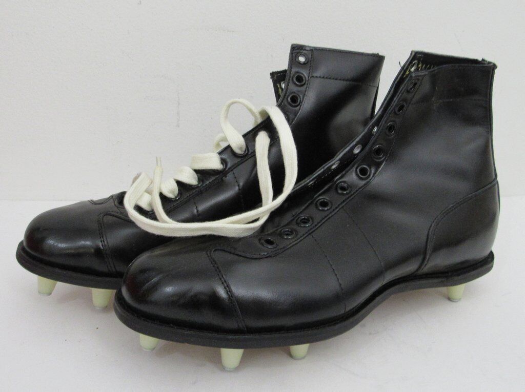 Pair of Vintage Wilson Riteweight Black Football Cleats Size 8 NIB 182907