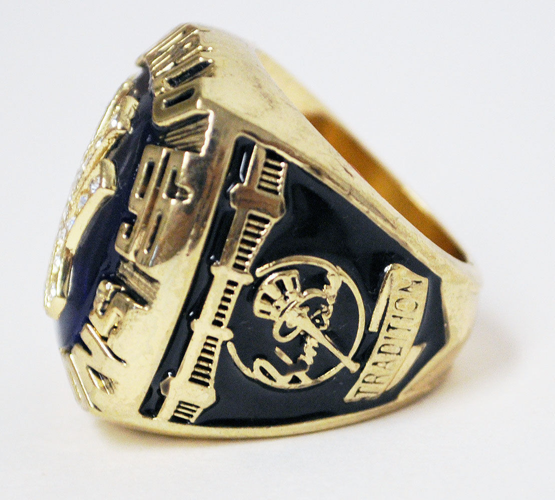 New York Yankees 2016 SGA 1996 World Series Champions Fan Ring w Pouch 135591