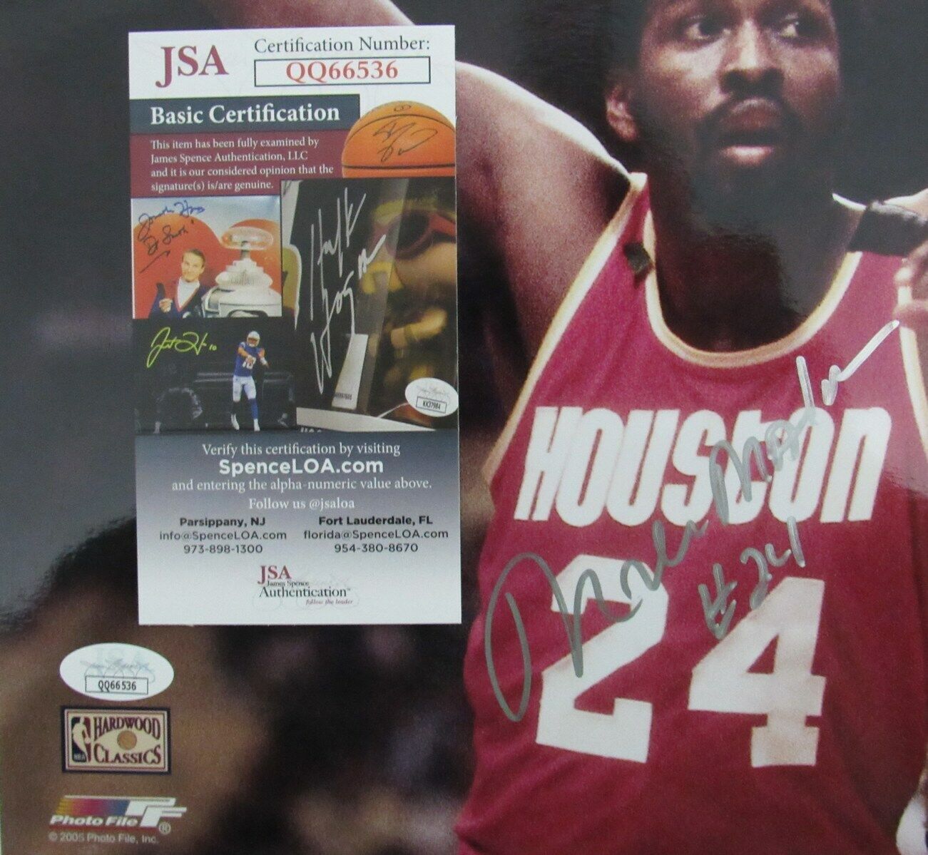 Moses Malone Houston Rockets Signed/Autographed 11x14 Photo JSA 162937