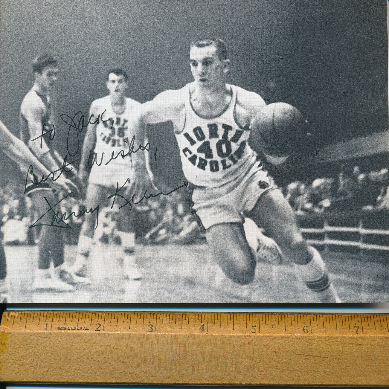 Tommy Kearns North Carolina Tar Heels Signed/Auto 7.5x5.5 Magazine Cut 150985