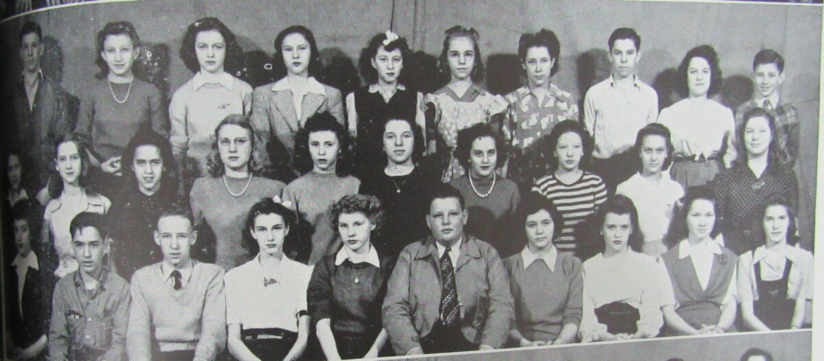 1944 LATROBE HIGH SCHOOL Latrobean Yearbook Arnold Palmer 136958