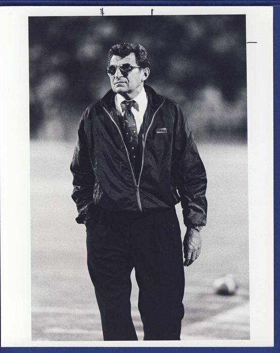 Joe Paterno Penn State 1993 wire 8x10 photo 119764