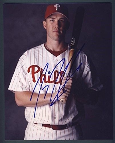 Terry Tiffee Phillies Autographed/Signed 8x10 Photo 124449