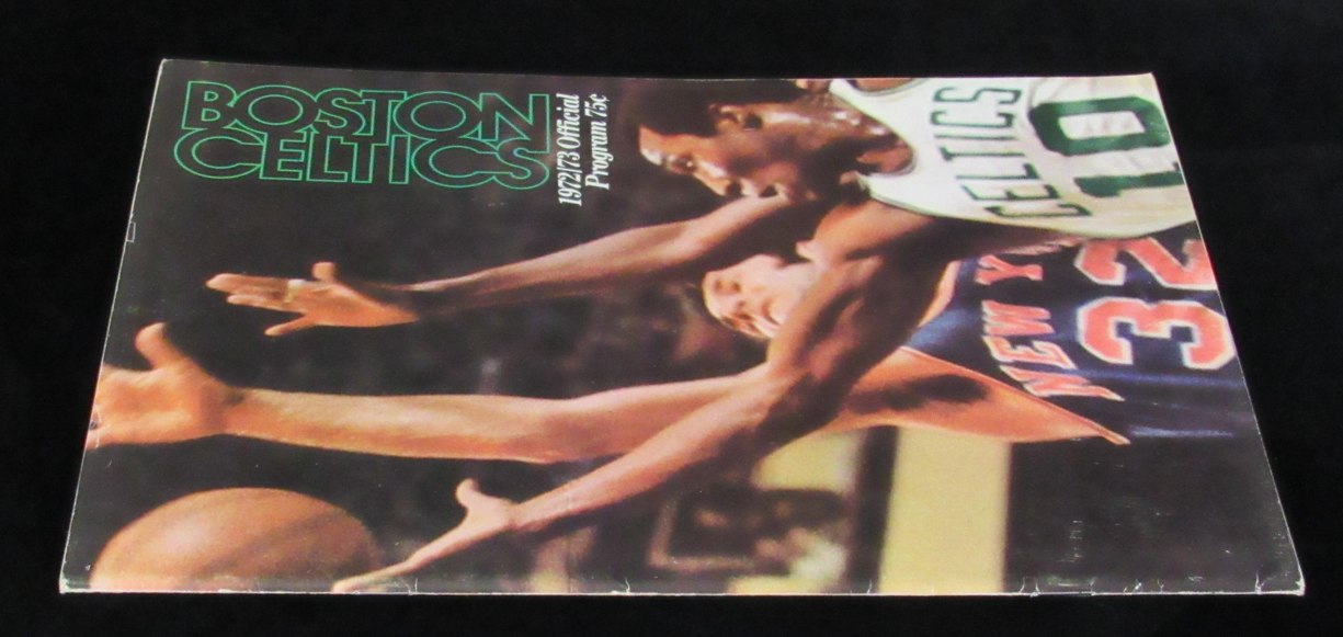 Nov. 4, 1972 Basketball Game Program Boston Celtics vs. KC-Omaha Kings 189170