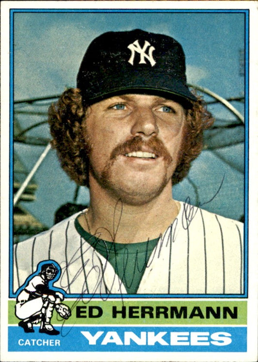 Ed Herrmann Autographed 1976 TOPPS Card #406 New York Yankees 183439