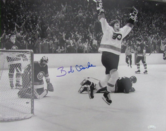 Bobby Clarke Philadelphia Flyers Signed 16x20 B/W Photo JSA 141003