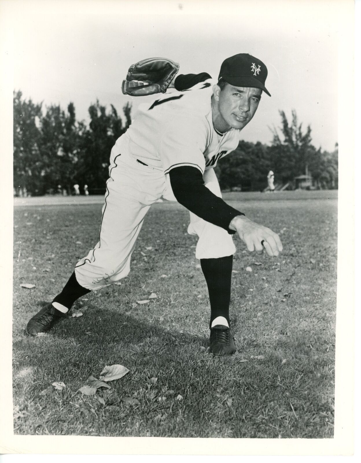 Jim Hearn 8x10 B/W 1953 Press Wire Photo New York Giants