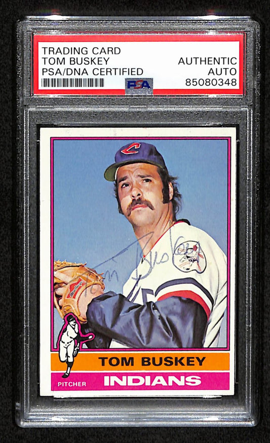 Tom Buskey Signed 1976 Topps Card #178 Cleveland Indians PSA/DNA 184393