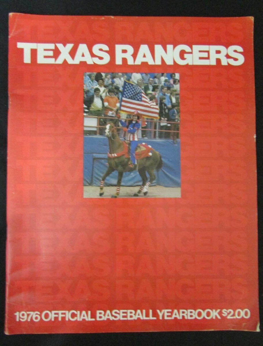 1976 Texas Rangers Official Yearbook Baseball 127490