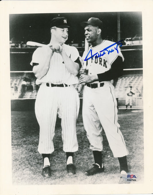 Willie Mays HOF Signed/Autographed 8x10 B/W Photo New York Mets PSA/DNA 191844
