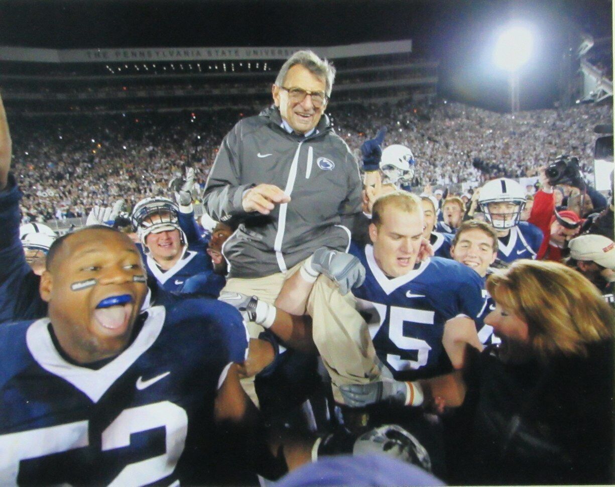 Joe Paterno Penn State Unsigned 8x10 Photo Framed 165754