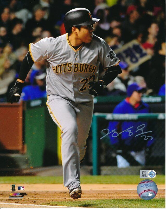 Jung Ho Kang Pirates Signed/Autographed 8x10 Photo MLB 138368