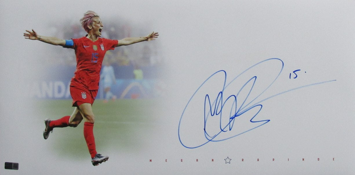 Megan Rapinoe Signed/Autographed 20x10 Photo U.S. Women's Soccer CX Auth 189737