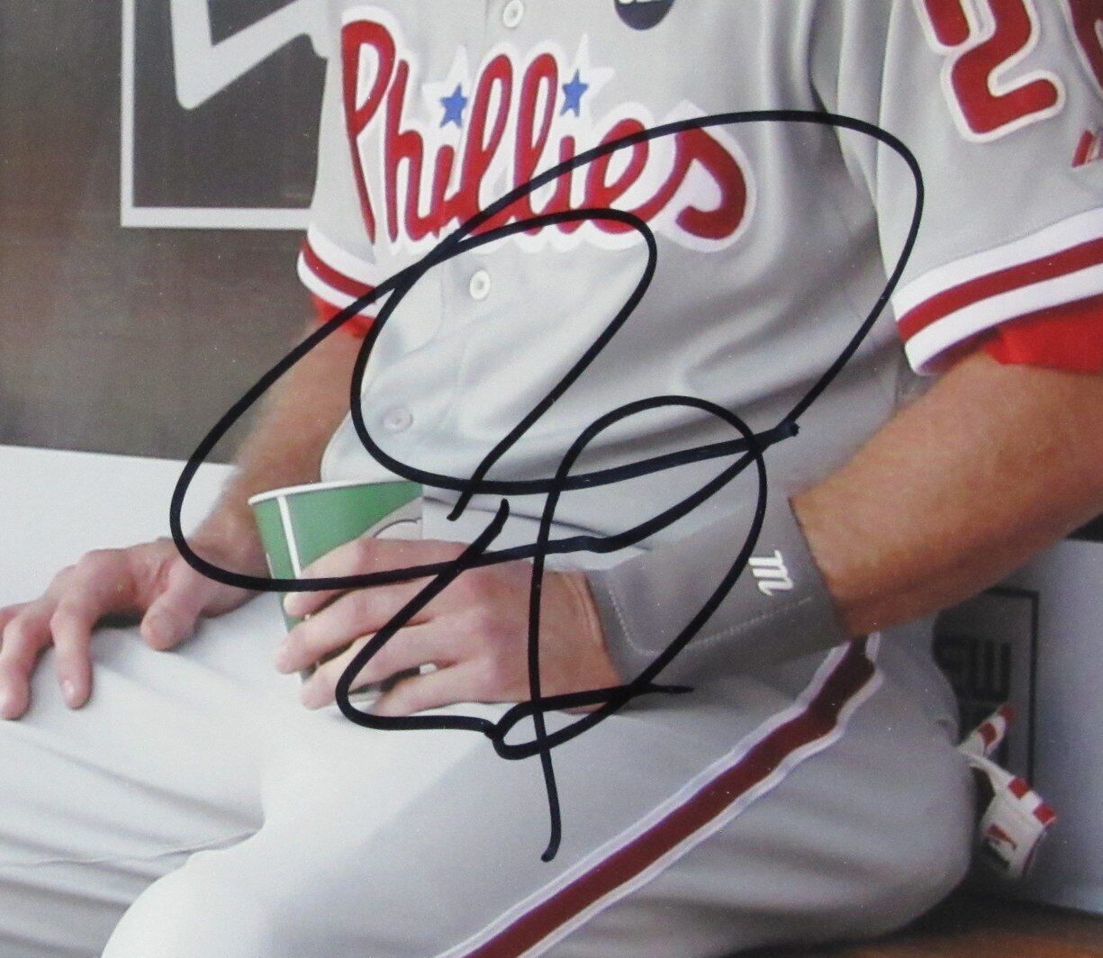 Chase Utley Autographed 11x14 Photo Philadelphia Phillies Framed JSA