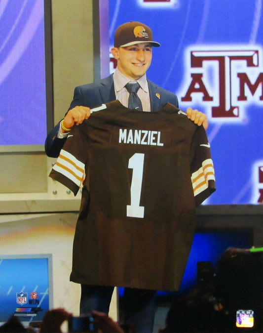 Johnny Manziel Cleveland Browns Unsigned 16x20 Photo 162796