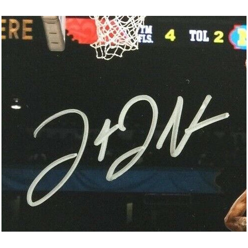 Donte DiVincenzo Villanova Signed Championship Layup 8x10 Photo JSA 137030