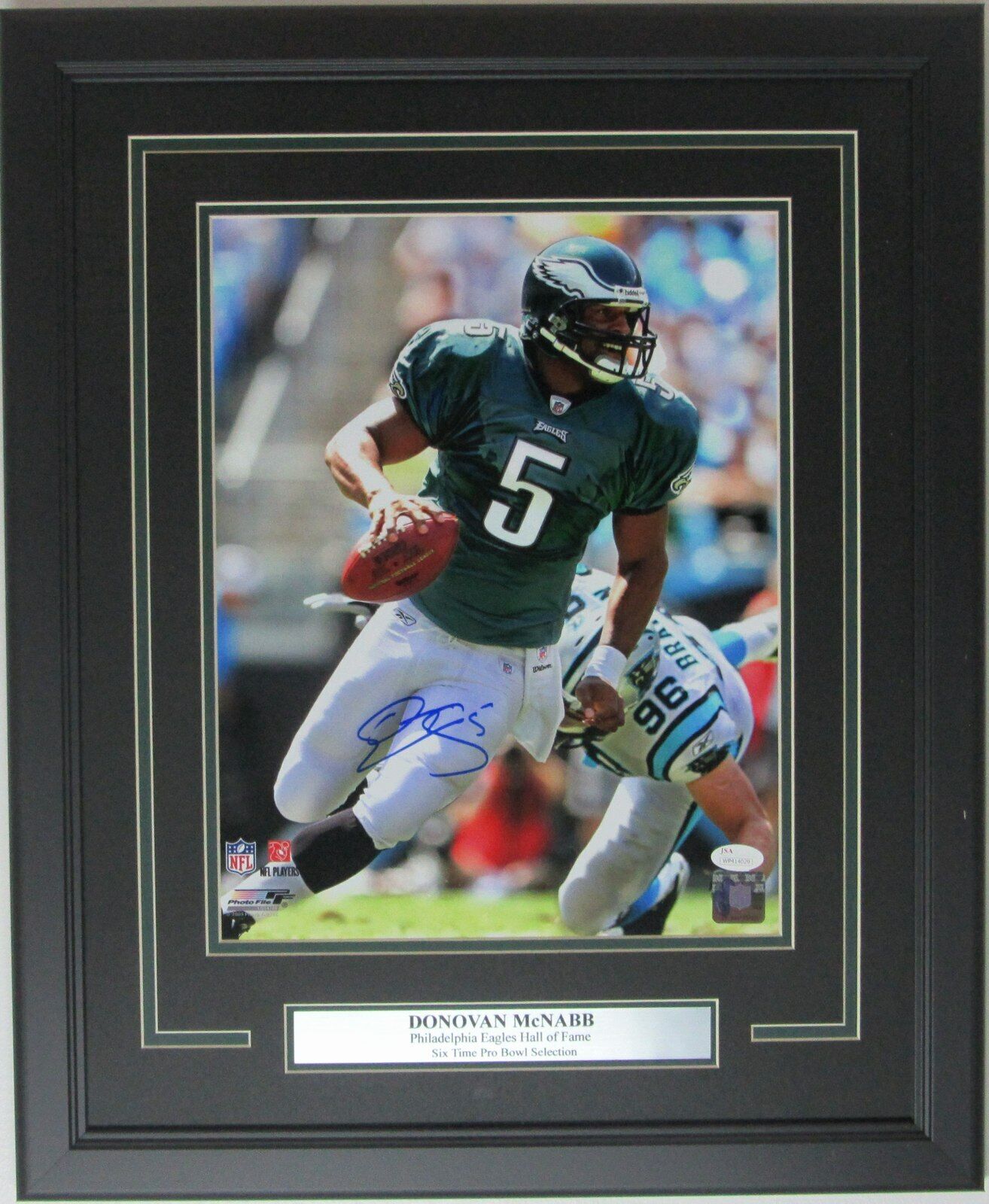 Donovan McNabb Eagles Signed/Autographed 11x14 Photo Framed JSA 146412