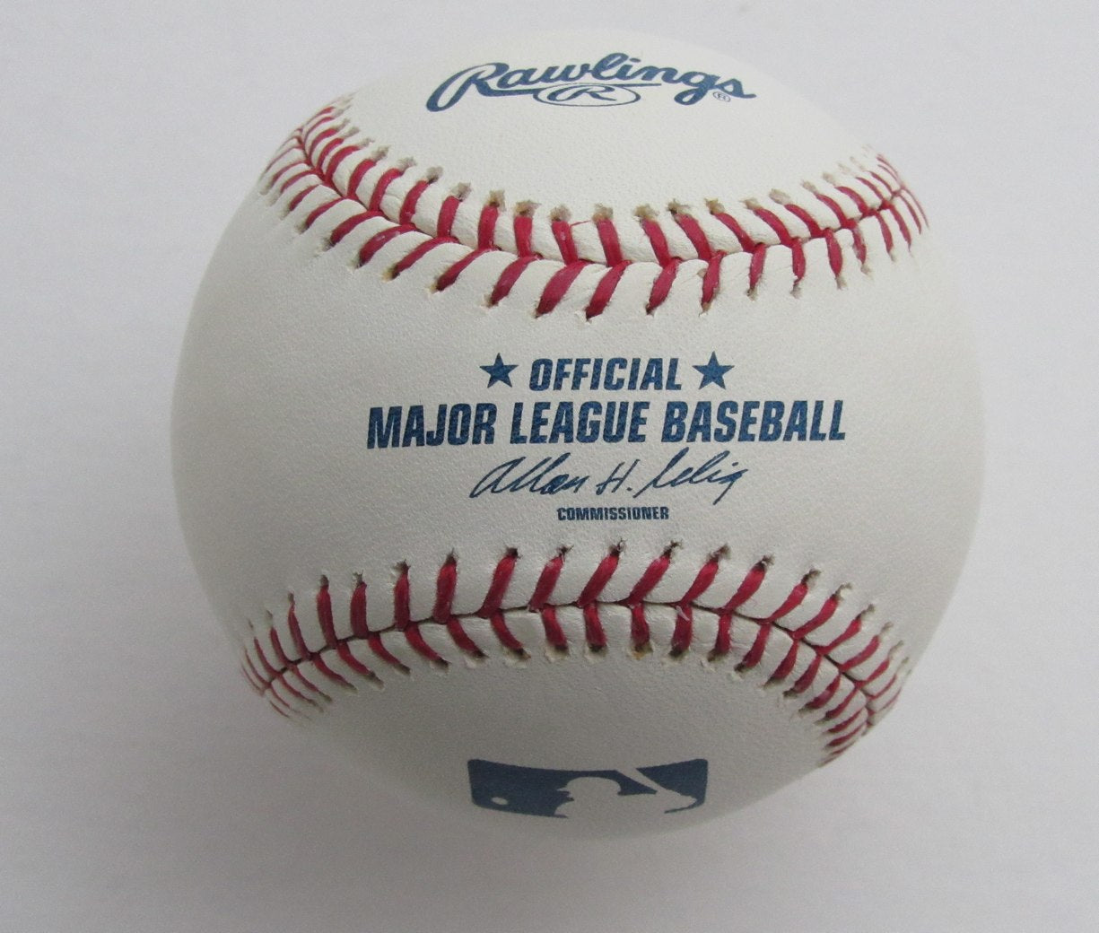 Rafael Pérez Autographed OML Baseball Cleveland Indians 180099