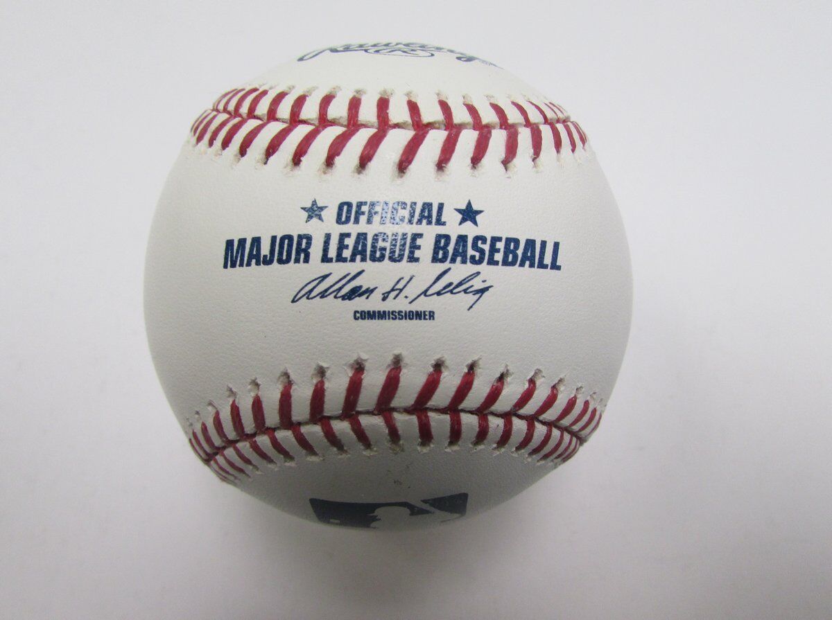 Justin DeFratis Signed/Autographed OML Baseball 139849