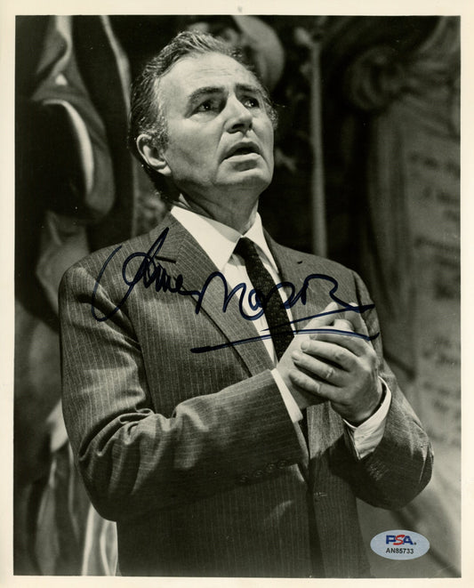 James Mason Signed/Auto 8x10 B/W Photo Actor "A Star is Born" PSA/DNA 192084