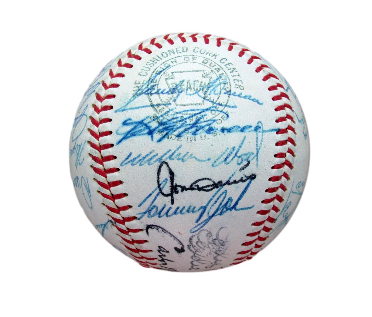 1968 Chicago White Sox Team Signed OAL Baseball (31) Wilhelm Aparicio HOF 193593