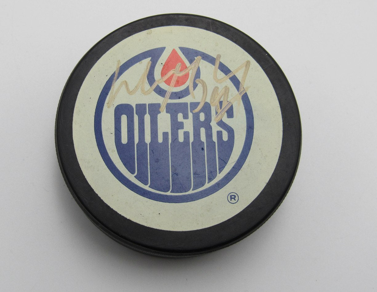 Wayne Gretzky HOF Signed Edmonton Oilers Official Game Hockey Puck PSA 193961