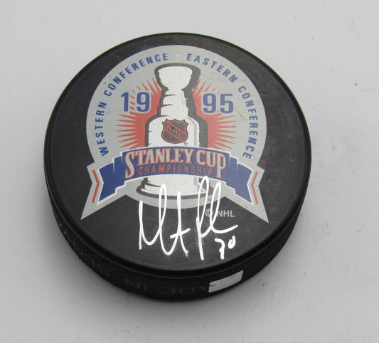 Martin Brodeur HOF Signed 1995 Stanley Cup Championship Hockey Puck PSA 194313