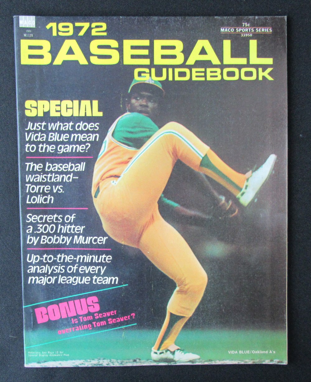 1972 Baseball Guidebook Magazine Vida Blue Oakland A's on Cover NO LABEL 184661