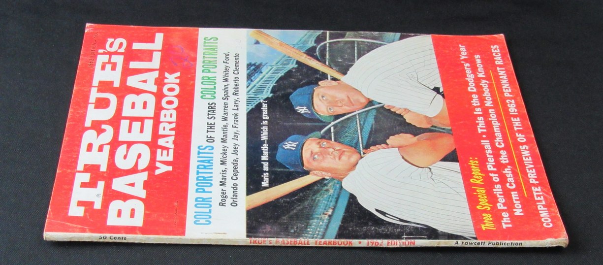 1962 True Baseball Yearbook Mickey Mantle/Roger Maris on Cover NO LABEL 184662